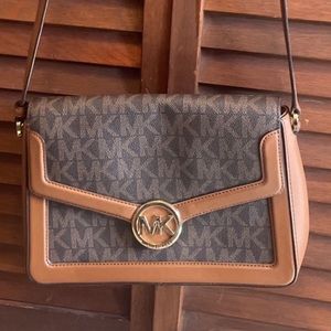 Brown Micheal Kors purse
